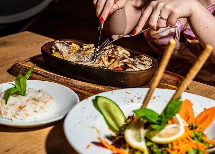 Hma & 4* אלאניה