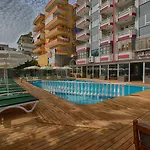 Hma & Aparthotel 4*