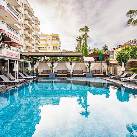 Hma & Aparthotel 4*