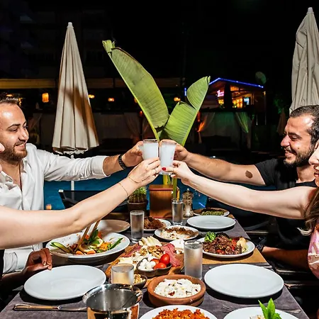 アパートホテル Hma & 4*