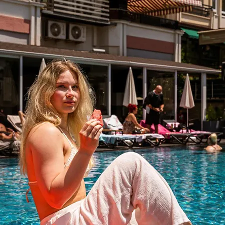 アパートホテル Hma &